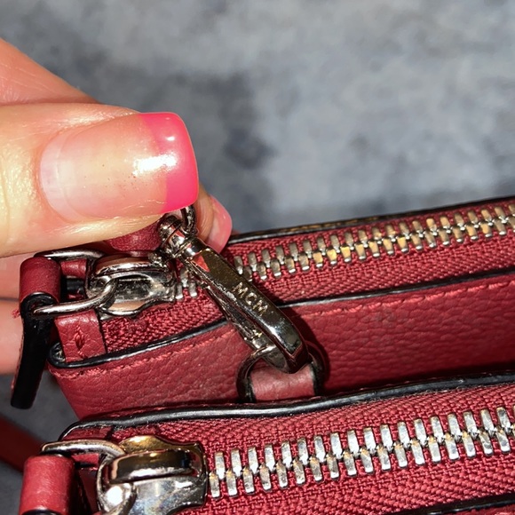MCM Milla Double Zip Crossbody Bag – Leiame Luxe MCM Milla Double Zip Crossbody in burgundy